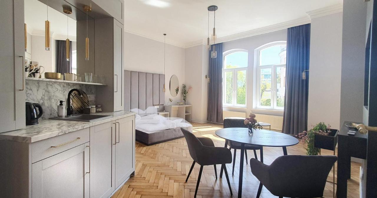 Dk Premium Ballady I Romanse Apartment Олщин Екстериор снимка