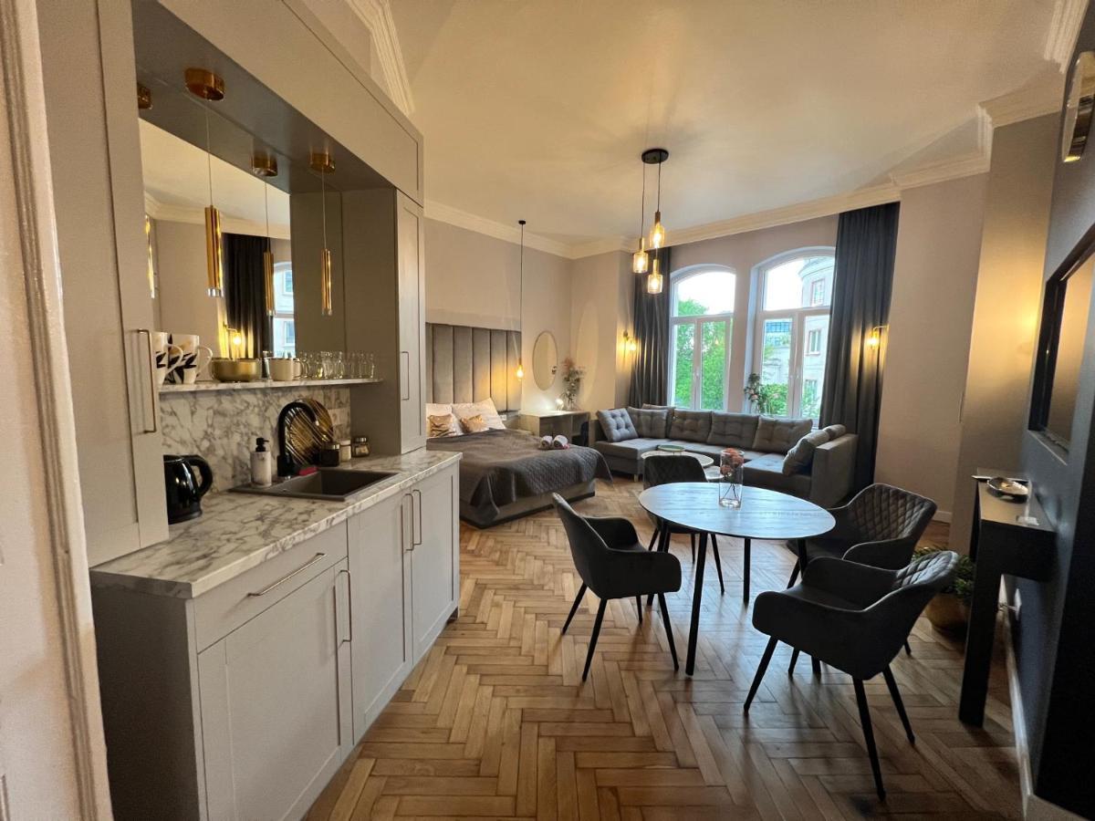 Dk Premium Ballady I Romanse Apartment Олщин Екстериор снимка